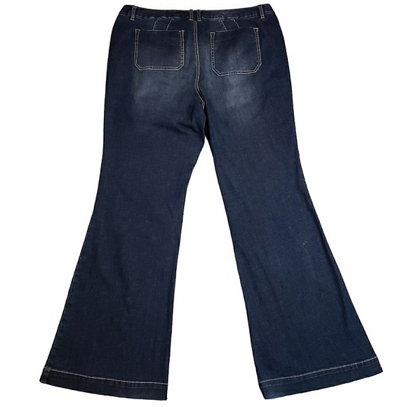 Lane Bryant - Flare Jeans - 18 - LN - Picture 2 of 5